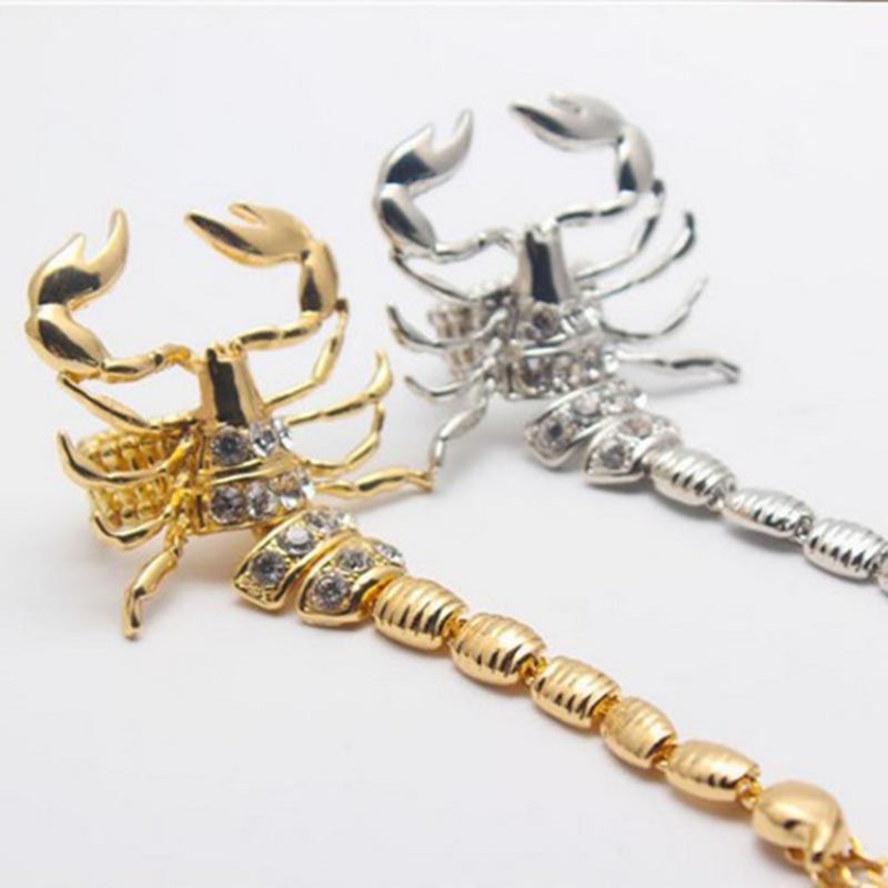 Scorpion Diamante Charm Náramek