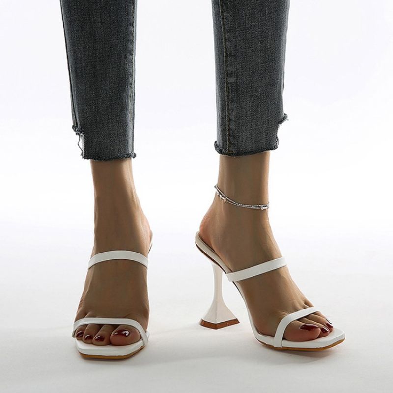 Západní Pantofle Spool Heel Slip-on Toe Ring