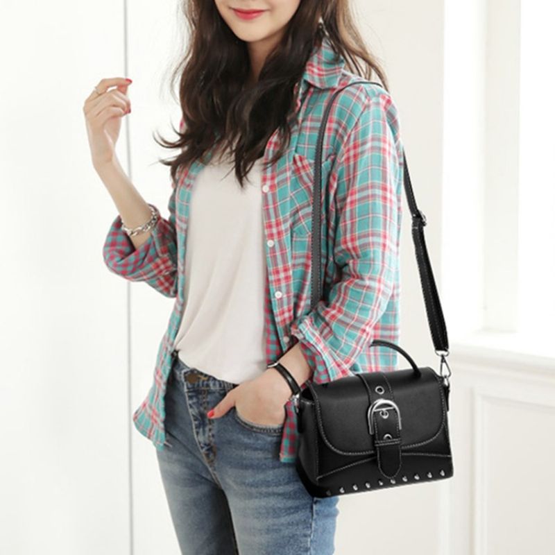 Crossbody Kabelky Pu Rivet Plain Flap