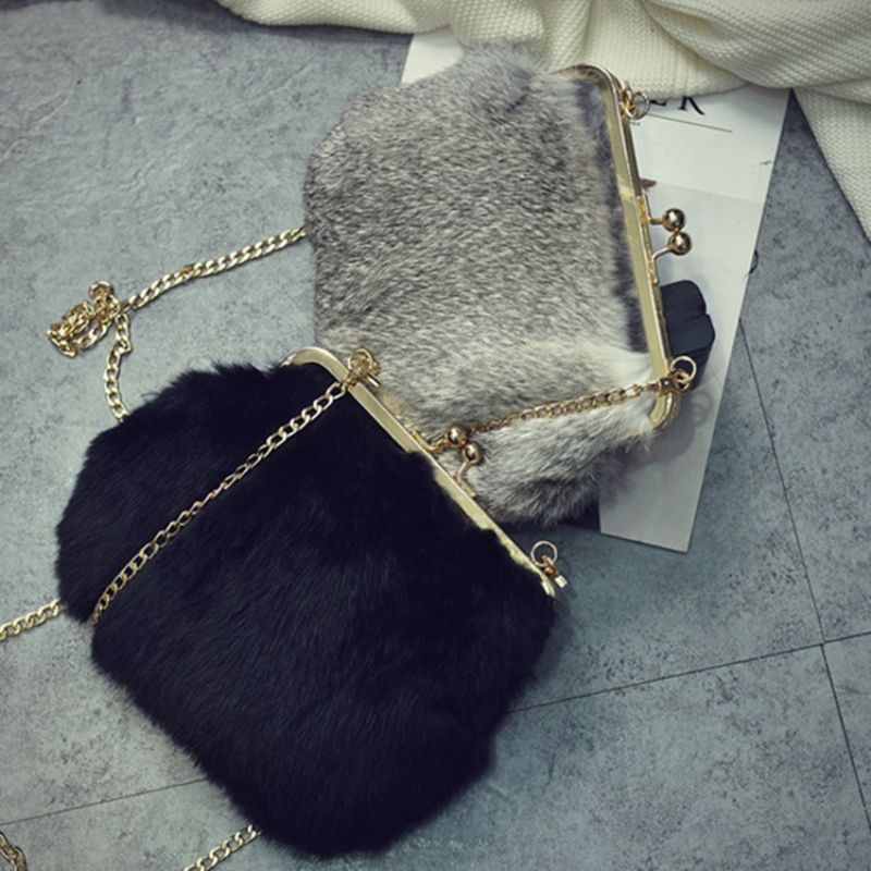 Obdélníkové Crossbody Kabelky Fux Fur Plain Chain