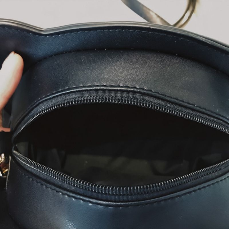 Roztomilá Crossbody Kabelka S Kresleným Designem Medvěda