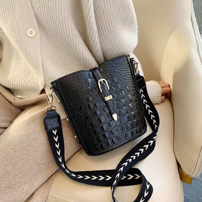 Tašky Thread Alligator Pu Rectangle Crossbody